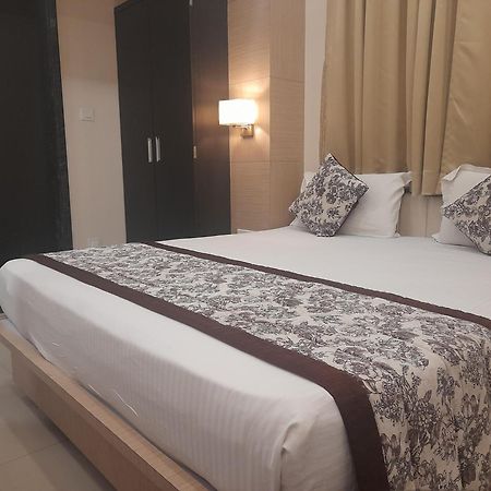 Variety Inn ปัฏนา ภายนอก รูปภาพ